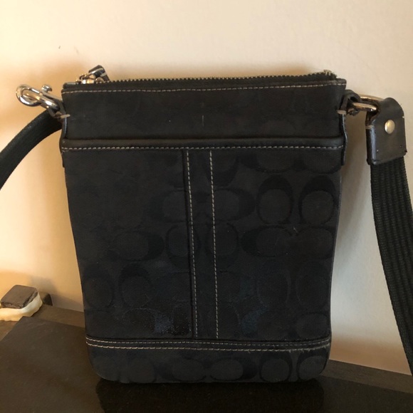 Authentic Coach Handbag - Picture 3 of 5